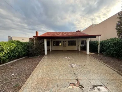 Casa com 5 Quartos para alugar, 100m² no São Cristóvão, Cascavel