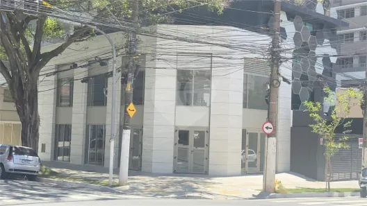 Ponto Comercial para alugar, 200m² no Moema, São Paulo