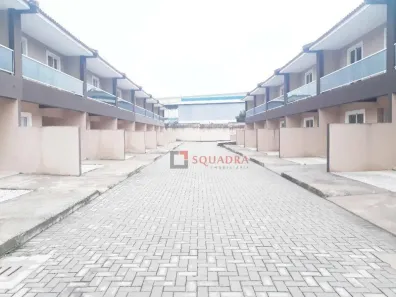 Casa de Condomínio com 3 Quartos para alugar, 105m² no Roseira de São Sebastião, São José dos Pinhais