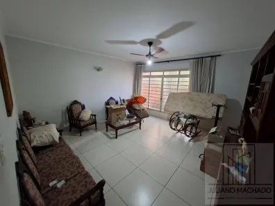 Casa com 3 Quartos à venda, 210m² no Vila Seixas, Ribeirão Preto