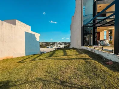 Lote/Terreno à venda, 142m² no Jardim Semiramis, Cotia