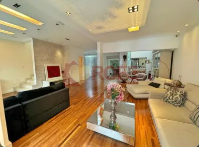 Casa com 4 Quartos à venda, 307m² no Vila Gumercindo, São Paulo