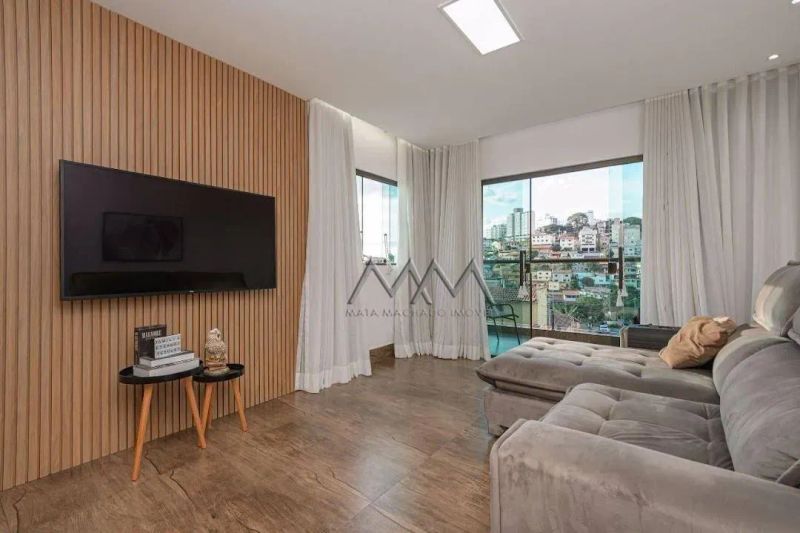 Casa com 3 quartos — Salgado Filho, Belo Horizonte