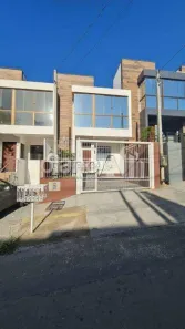 Casa com 2 Quartos à venda, 76m² no Oriço, Gravataí