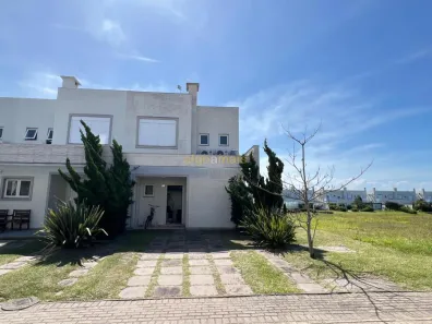 Casa de Condomínio com 3 Quartos à venda, 114m² no , Xangri-Lá