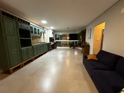 Apartamento com 2 Quartos para alugar, 79m² no Cabeçudas, Itajaí