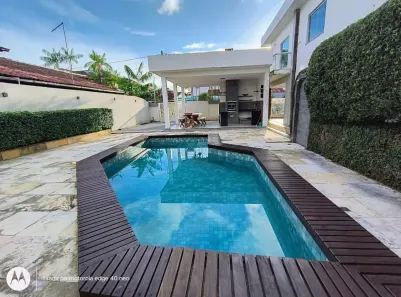Casa de Condomínio com 5 Quartos para alugar, 350m² no Tapanã (Icoaraci), Belém