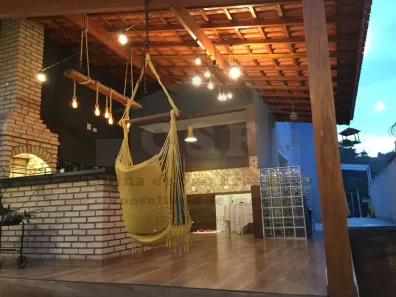 Casa de Condomínio com 3 Quartos à venda, 262m² no Jardim Rio das Pedras, Cotia