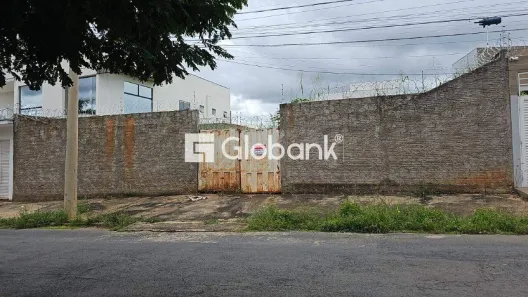 Lote/Terreno à venda, 462m² no Ibituruna, Montes Claros