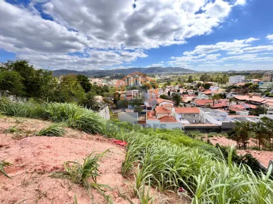 Lote/Terreno à venda, 701m² no Jardim Santa Adelaide, Jundiaí