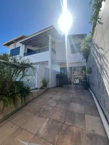 Casa com 3 Quartos para alugar, 100m² no Vila Praiana, Lauro de Freitas