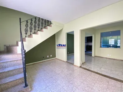Casa com 2 Quartos para alugar, 95m² no Parque Riacho das Pedras, Contagem