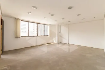 Ponto Comercial para alugar, 38m² no Boa Vista, Porto Alegre