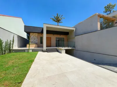 Casa com 3 Quartos à venda, 395m² no Vila Albertina, São Paulo