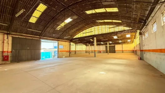 Galpão/Depósito/Armazém para venda ou aluguel, 3500m² no Penha de França, São Paulo