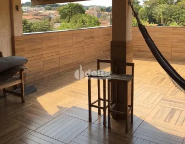 Casa com 3 Quartos à venda, 238m² no Residencial Gramado, Uberlândia