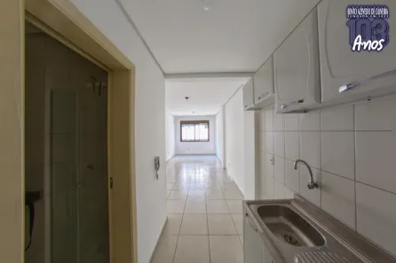 Kitnet para alugar, 25m² no Centro Histórico, Porto Alegre