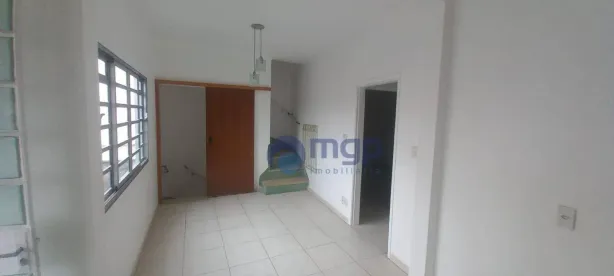 Casa com 2 Quartos para alugar, 80m² no Vila Maria Alta, São Paulo
