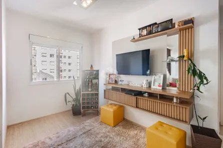 Apartamento com 2 Quartos à venda, 66m² no Vila Ipiranga, Porto Alegre