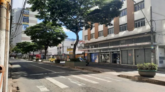 Ponto Comercial à venda, 48m² no Centro, Juiz de Fora