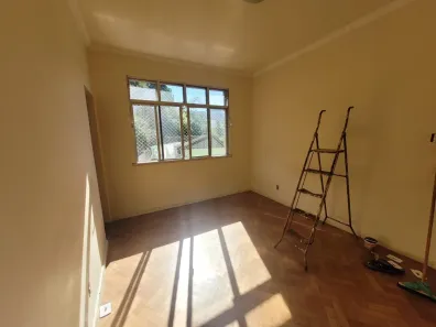 Apartamento com 3 Quartos para alugar, 140m² no Centro, Petrópolis