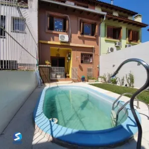Casa com 3 Quartos à venda, 185m² no Espírito Santo, Porto Alegre