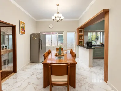 Casa com 3 Quartos à venda, 158m² no Jardim Satélite, São José dos Campos