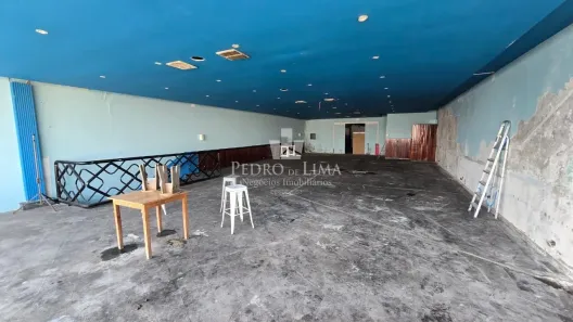 Prédio Residencial com 3 Quartos para alugar, 1200m² no Vila Esperança, São Paulo