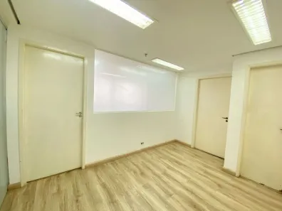 Sala Comercial para alugar, 80m² no Vila Olímpia, São Paulo