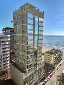 Apartamento com 4 Quartos à venda, 252m² no Meia Praia, Itapema