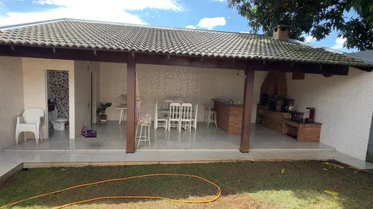 Casa com 3 Quartos à venda, 300m² no Santos Dumont, Anápolis