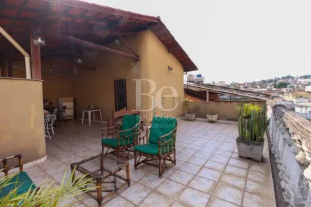 Casa com 4 Quartos à venda, 187m² no Carlos Prates, Belo Horizonte