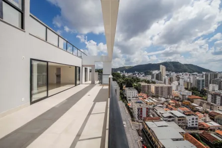 Cobertura com 6 Quartos à venda, 535m² no Granbery, Juiz de Fora