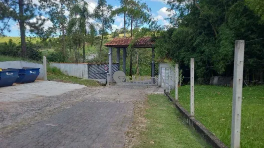Fazenda/Sítio com 3 Quartos à venda, 260m² no Serrote, Guararema