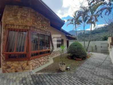 Casa com 3 Quartos para alugar, 250m² no Cônego, Nova Friburgo