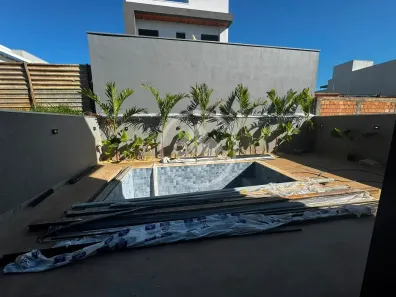 Casa de Condomínio com 4 Quartos à venda, 218m² no Granja Marileusa, Uberlândia
