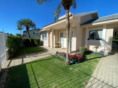 Casa com 2 Quartos à venda, 135m² no Canasvieiras, Florianópolis