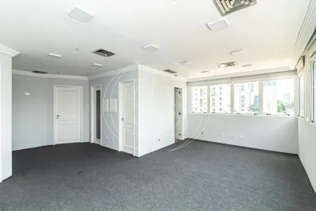 Sala Comercial à venda, 64m² no Santo Amaro, São Paulo