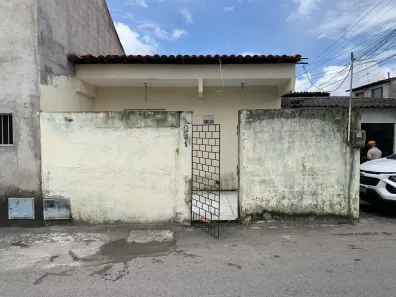 Casa com 2 Quartos à venda, 200m² no Prefeito José Walter, Fortaleza