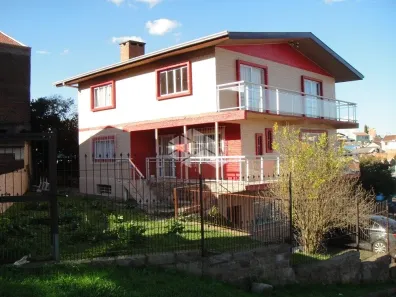 Casa com 4 Quartos à venda, 294m² no Pioneiro, Caxias do Sul