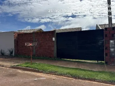 Casa com 2 Quartos à venda, 180m² no Conjunto Habitacional Solo Sagrado, Apucarana