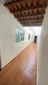 Casa com 4 Quartos à venda, 210m² no Jardim Patrícia, Uberlândia