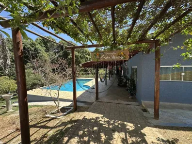 Fazenda/Sítio com 6 Quartos à venda, 390m² no Bairro dos Pires, Atibaia