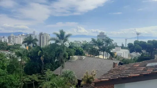 Casa com 3 Quartos à venda, 200m² no Agronômica, Florianópolis