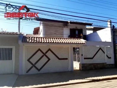 Casa com 3 Quartos à venda, 380m² no Parque da Represa, Jundiaí