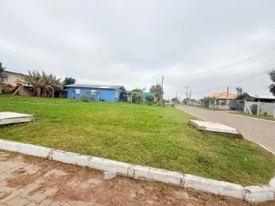 Lote/Terreno à venda, 400m² no Praia de Mariluz, Imbé