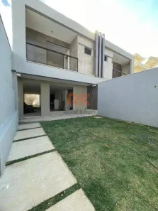 Casa com 3 Quartos à venda, 150m² no Cabral, Contagem