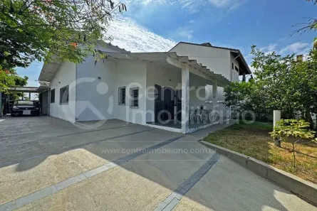 Casa com 4 Quartos à venda, 204m² no Cidade Nova Peruíbe, Peruíbe
