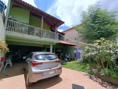 Sobrado com 3 Quartos à venda, 130m² no Setor Tradicional, Brasília