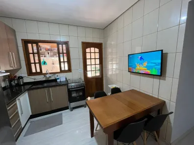 Casa com 2 Quartos à venda, 125m² no Cidade Jardim, Mogi das Cruzes